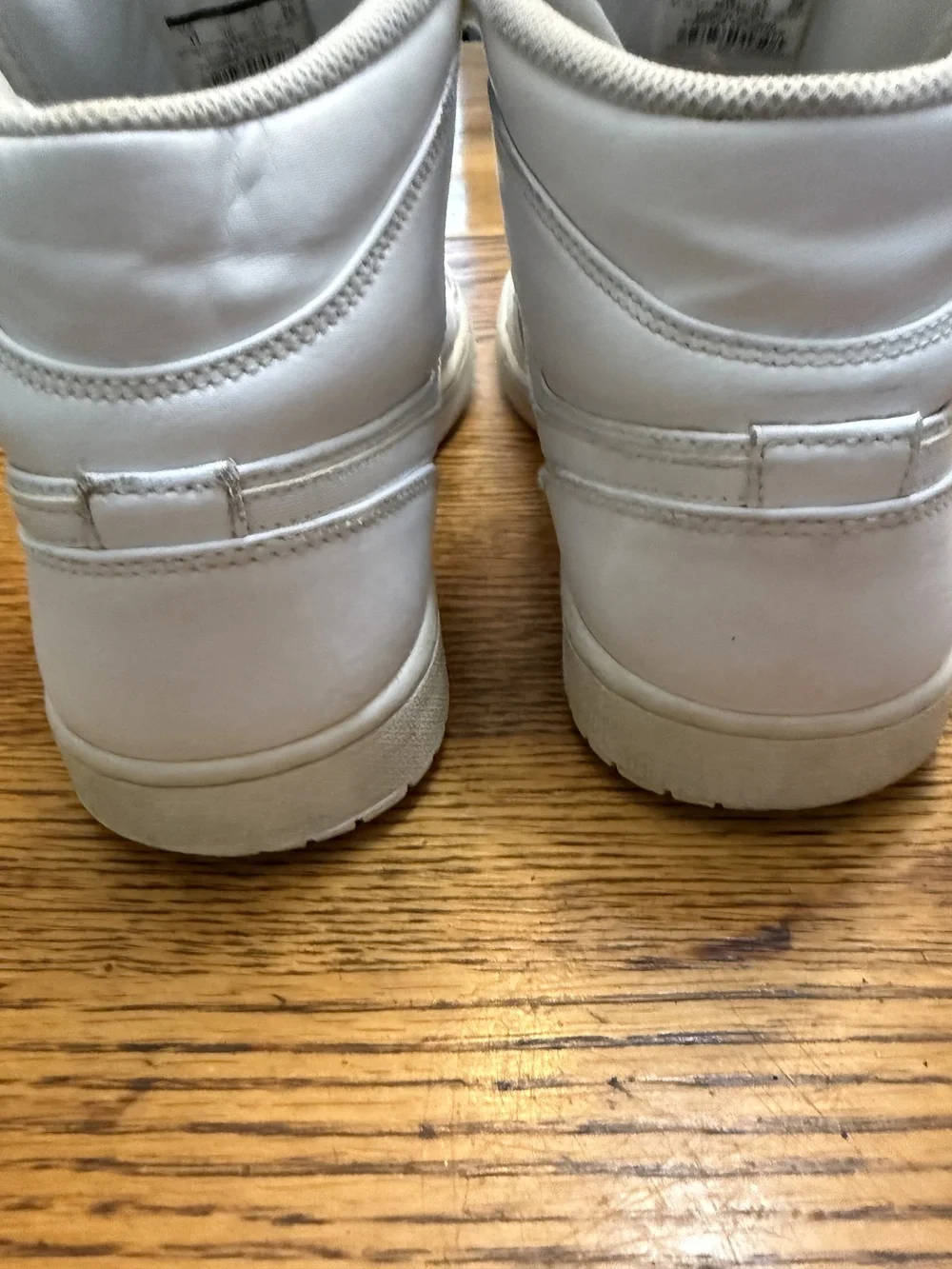 Air Jordan 1 Mid Shoes Mens Size 11 Basketball Nike Retro 554724-104 Sneakers